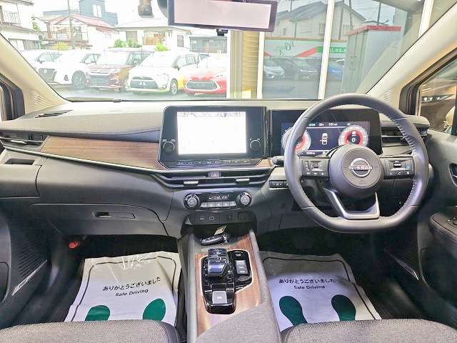 日産 ノートオーラ １．２ Ｇ R5年 () 99