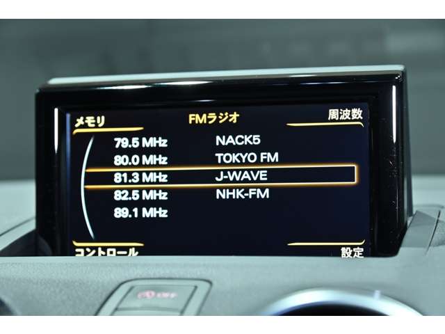 アウディ Ｓ１　スポーツバック ２．０ ４ＷＤ H27年 () 99