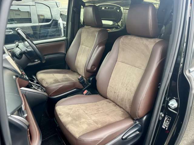 トヨタ エスクァイア　ハイブリッド １．８ ハイブリッド ＧＩ プレミアムパッケージ H30年 (近畿) 99