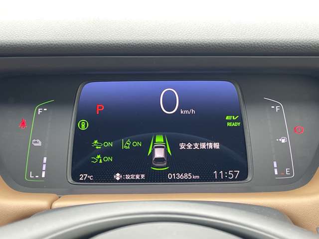 ホンダ フィット　ハイブリッド １．５ Ｅ：ＨＥＶ リュクス R2年 () 99