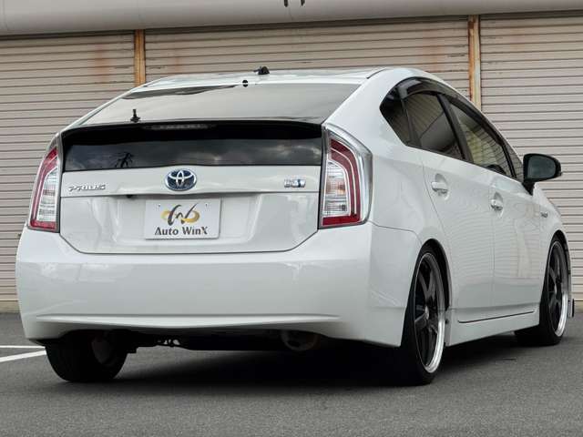 トヨタ プリウス １．８ Ｓ H24年 (近畿) 99