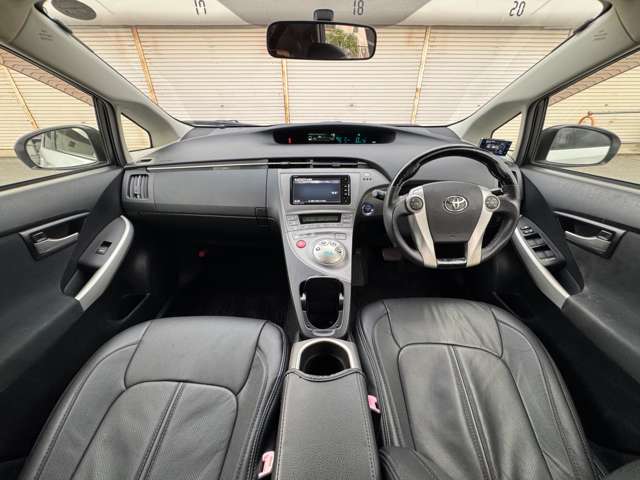 トヨタ プリウス １．８ Ｓ H24年 (近畿) 99