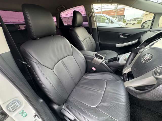 トヨタ プリウス １．８ Ｓ H24年 (近畿) 99