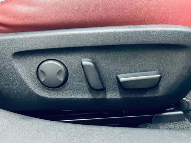 マツダ ＭＡＺＤＡ３　ファストバック ２．０ Ｘ バーガンディ セレクション R2年 () 99