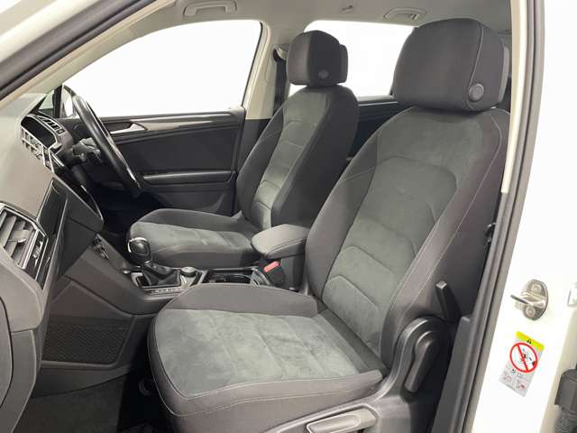 フォルクスワーゲン ティグアン ＴＤＩ ４モーション ハイライン ディーゼルターボ ４ＷＤ R1年 () 99