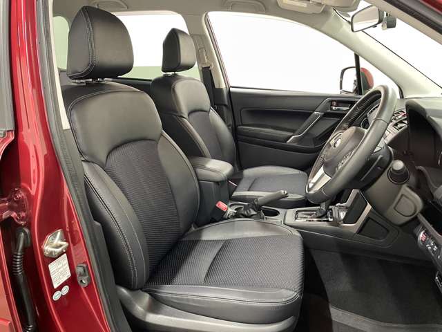 スバル フォレスター ２．０ＸＴ アイサイト ４ＷＤ H29年 () 99