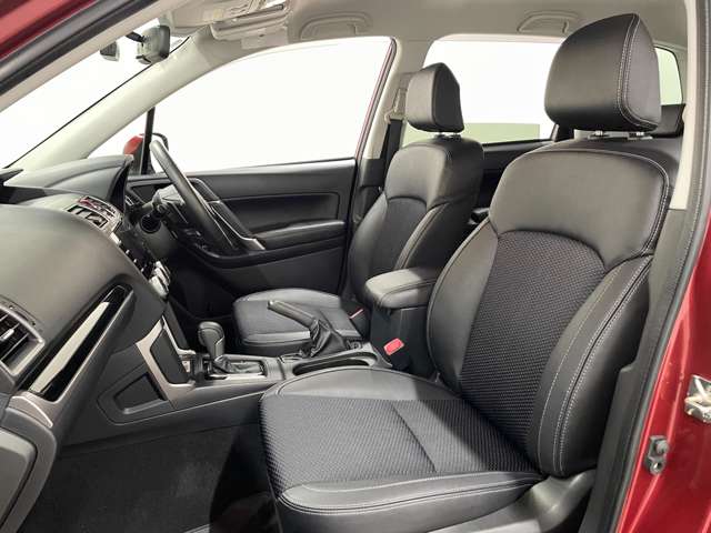スバル フォレスター ２．０ＸＴ アイサイト ４ＷＤ H29年 () 99