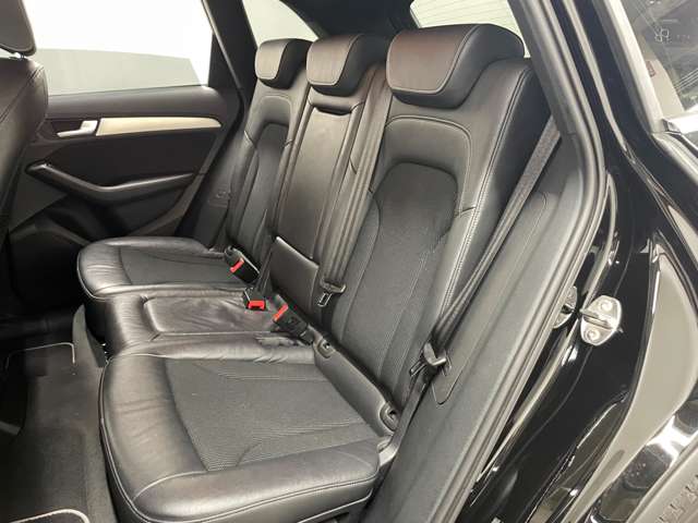 アウディ Ｑ５ ２．０ ＴＦＳＩ クワトロ Ｓラインパッケージ ４ＷＤ H29年 () 99