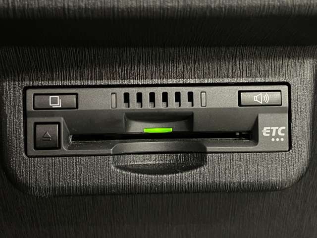 トヨタ プリウスΑ １．８ Ｓ チューン ブラックＩＩ H28年 () 99