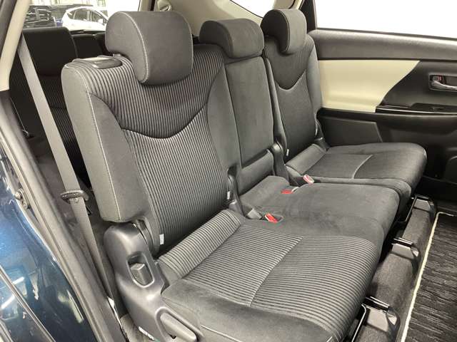 トヨタ プリウスΑ １．８ Ｓ チューン ブラックＩＩ H28年 () 99