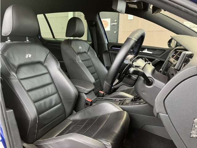 フォルクスワーゲン ゴルフＲ　ヴァリアント Ｒ ４ＷＤ H28年 (近畿) 99