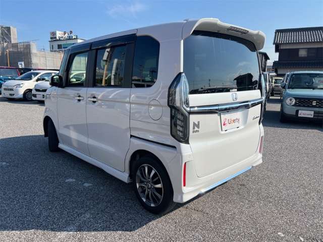 ホンダ Ｎ　ＢＯＸ カスタム ６６０ Ｌ R4年 (近畿) 99