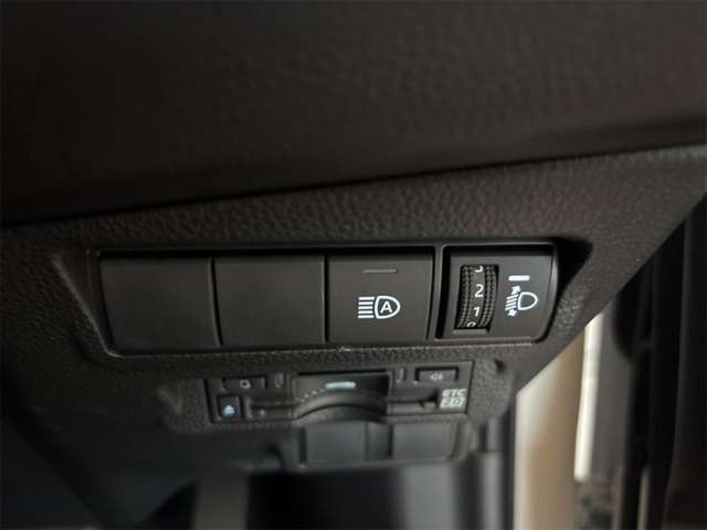 トヨタ カローラクロス ２．０ Ｇ R7年 () 99