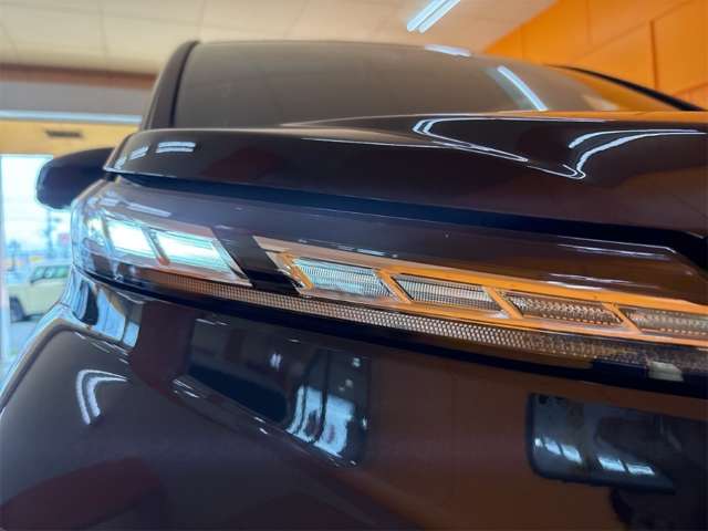トヨタ ヴォクシー １．８ ハイブリッド Ｓ－Ｚ R7年 () 99