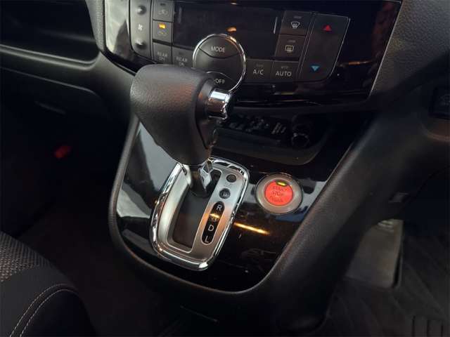 日産 セレナ ２．０ ハイウェイスター Ｓ－ＨＹＢＲＩＤ H25年 () 99