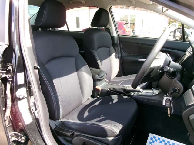 スバル インプレッサＧ４ １．６ Ｉ－Ｌ ４ＷＤ H28年 () 99