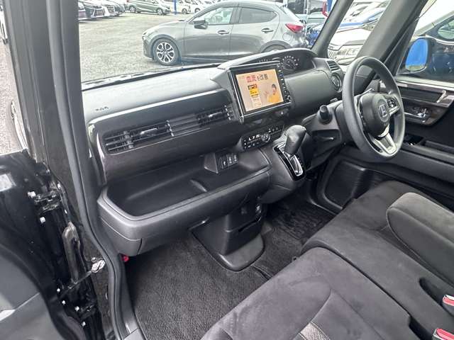 ホンダ Ｎ　ＢＯＸ カスタム ６６０ Ｇ Ｌ ホンダセンシング H30年 () 99