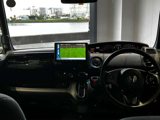 ホンダ Ｎ　ＢＯＸ カスタム ６６０ Ｌ R5年 (近畿) 99