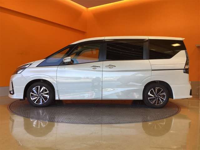 日産 セレナ ２．０ ハイウェイスター Ｖ R3年 (近畿) 99