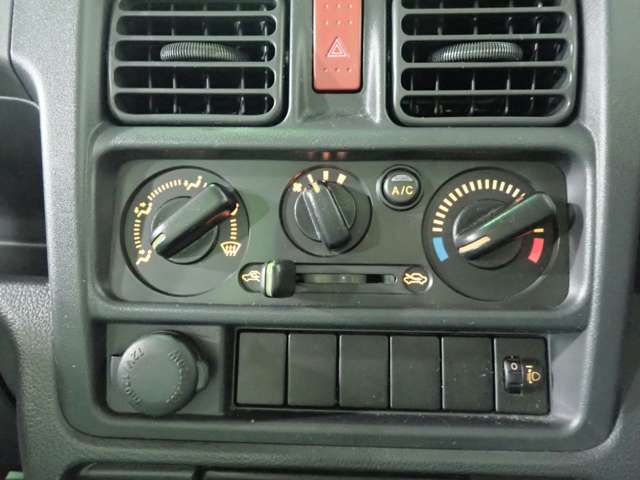 日産 ＮＴ１００クリッパー ６６０ ＤＸ R2年 () 99