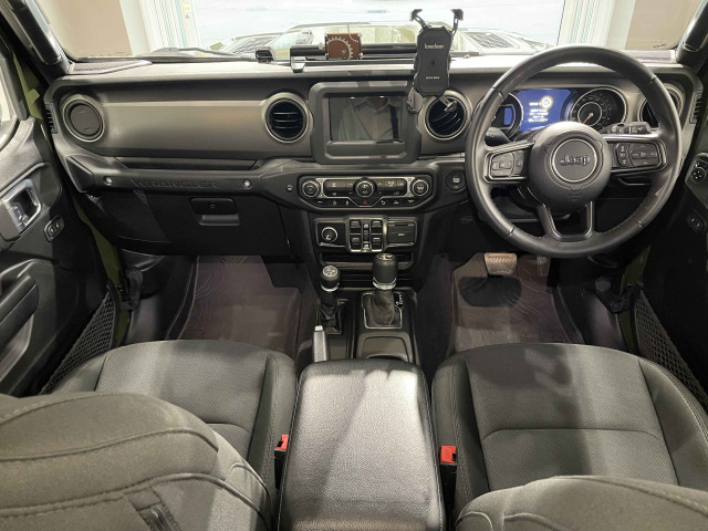 ジープ ラングラー　アンリミテッド アンリミテッド ウイリス ４ＷＤ R3年 (関東) 99