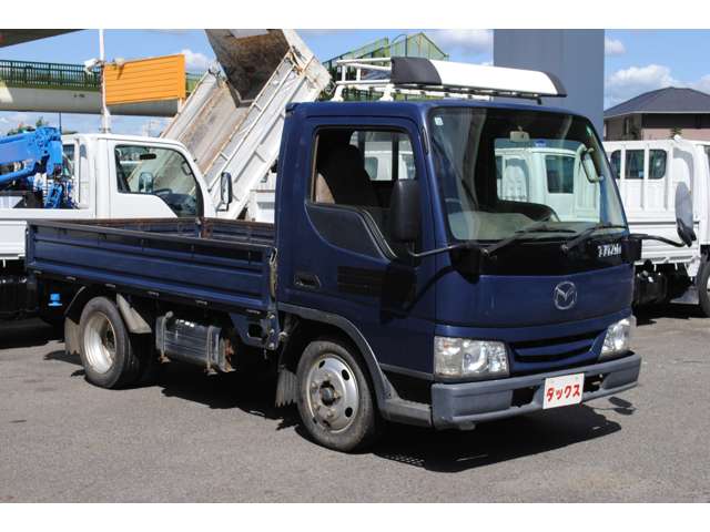 マツダ タイタン ３．０Ｄ 全低床ヒラボディ 積載１．５Ｔ H13年 (東海) 99
