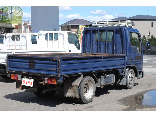 マツダ タイタン ３．０Ｄ 全低床ヒラボディ 積載１．５Ｔ H13年 (東海) 99
