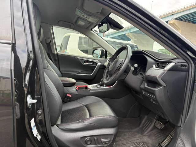 トヨタ ＲＡＶ４ ２．０ アドベンチャー オフロード パッケージ ４ＷＤ R3年 () 99