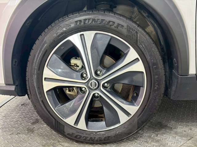 日産 キックス １．２ Ｘ ＦＯＵＲ （Ｅ－ＰＯＷＥＲ） ４ＷＤ R5年 (甲信越・北陸) 99