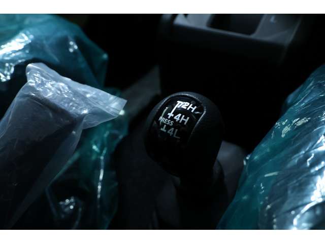 スズキ ジムニー　ノマド １．５ ＦＣ ４ＷＤ R8年 (北海道) 99