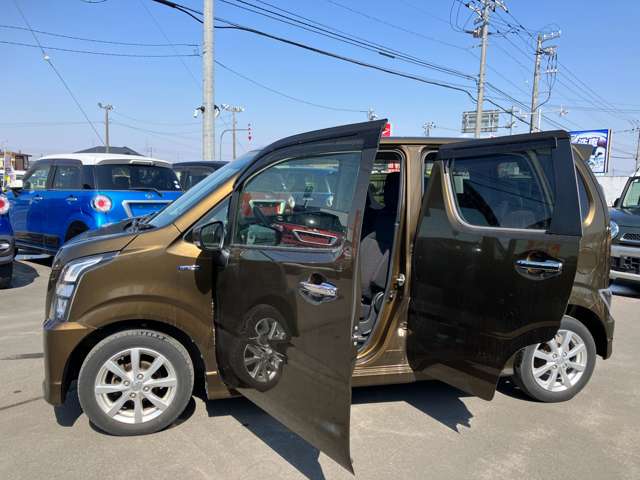 スズキ ワゴンＲ ６６０ スティングレー ハイブリッド Ｘ ４ＷＤ H29年 (北海道) 99
