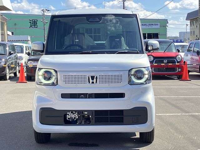ホンダ Ｎ　ＢＯＸ ６６０ ４ＷＤ R6年 () 99
