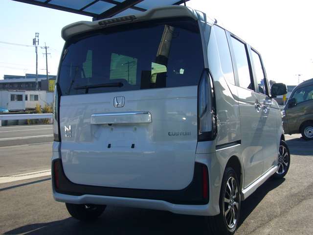 ホンダ Ｎ　ＢＯＸ カスタム ６６０ R5年 (九州・沖縄) 99