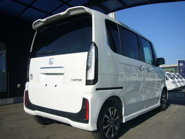 ホンダ Ｎ　ＢＯＸ カスタム ６６０ R5年 (九州・沖縄) 99
