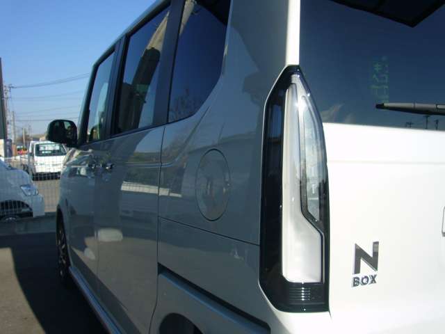 ホンダ Ｎ　ＢＯＸ カスタム ６６０ R5年 (九州・沖縄) 99