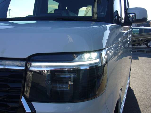 ホンダ Ｎ　ＢＯＸ カスタム ６６０ R5年 (九州・沖縄) 99