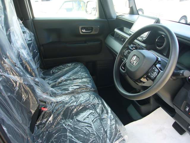 ホンダ Ｎ　ＢＯＸ カスタム ６６０ R5年 (九州・沖縄) 99