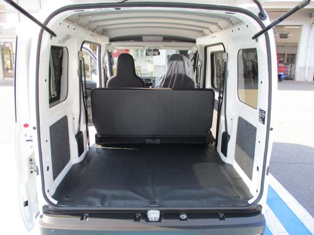 ダイハツ ハイゼットカーゴ ６６０ デラックス ４ＷＤ R8年 (東北) 99
