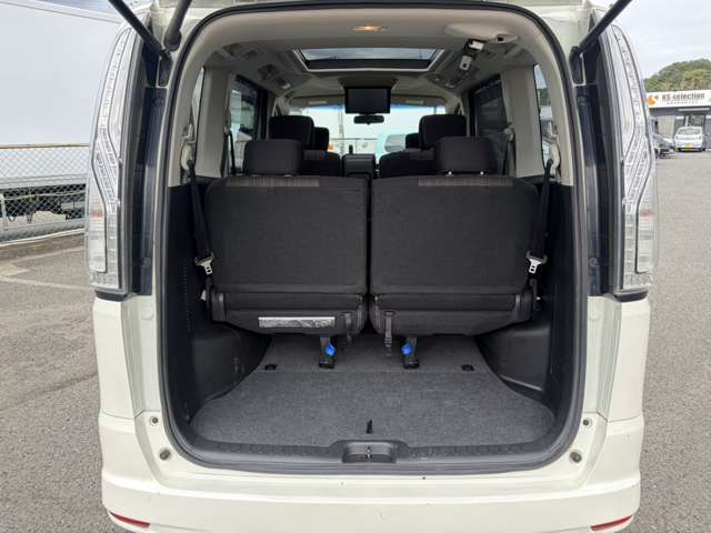 日産 セレナ ２．０ ハイウェイスター Ｓ－ＨＹＢＲＩＤ H26年 (近畿) 99