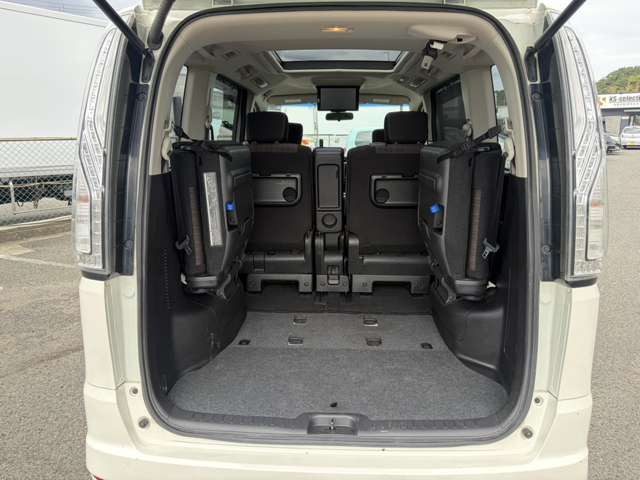 日産 セレナ ２．０ ハイウェイスター Ｓ－ＨＹＢＲＩＤ H26年 (近畿) 99