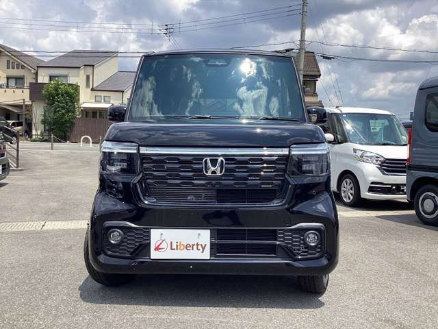ホンダ Ｎ　ＢＯＸ カスタム ６６０ ブラック スタイル R8年 (近畿) 99