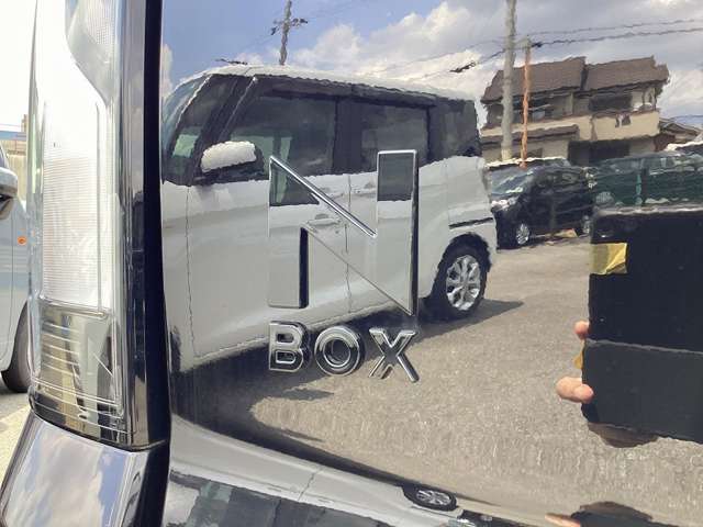 ホンダ Ｎ　ＢＯＸ カスタム ６６０ ブラック スタイル R8年 (近畿) 99