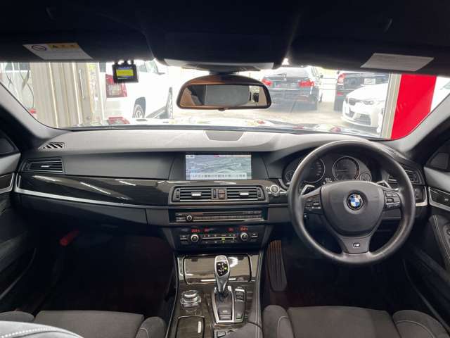 ＢＭＷ ５シリーズ ５２３Ｉ Ｍスポーツパッケージ H24年 (近畿) 99