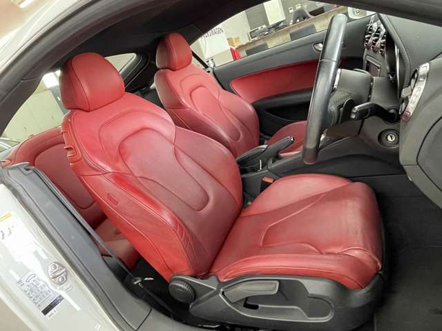 アウディ ＴＴ クーペ　１．８　ＴＦＳＩ H26年 (近畿) 99