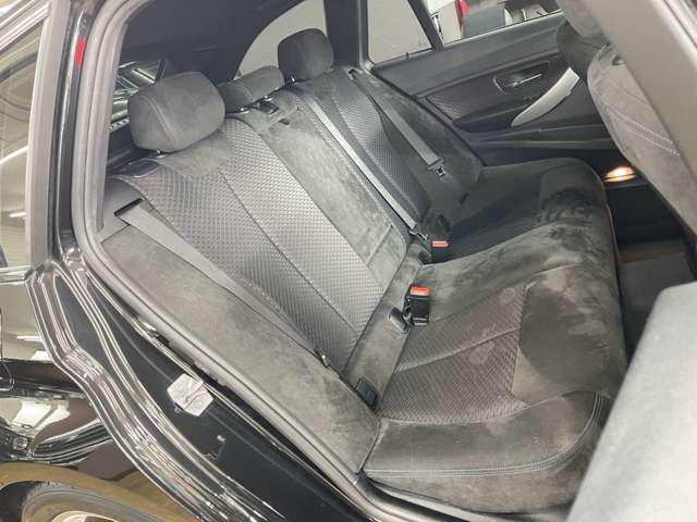 ＢＭＷ ３シリーズ ３２０ｄ　Ｍスポーツ H26年 (近畿) 99