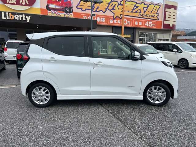日産 デイズ ６６０ ハイウェイスターＸ R4年 (近畿) 99