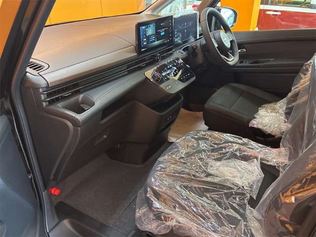 日産 セレナ １．４ Ｅ－ＰＯＷＥＲ ハイウェイスターＶ R8年 () 99