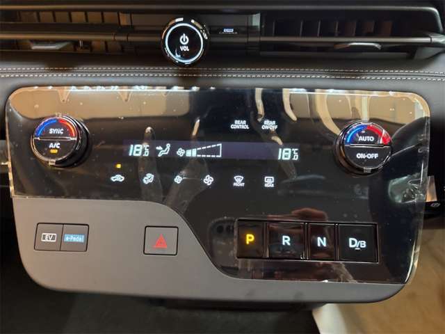 日産 セレナ １．４ Ｅ－ＰＯＷＥＲ ハイウェイスターＶ R8年 () 99
