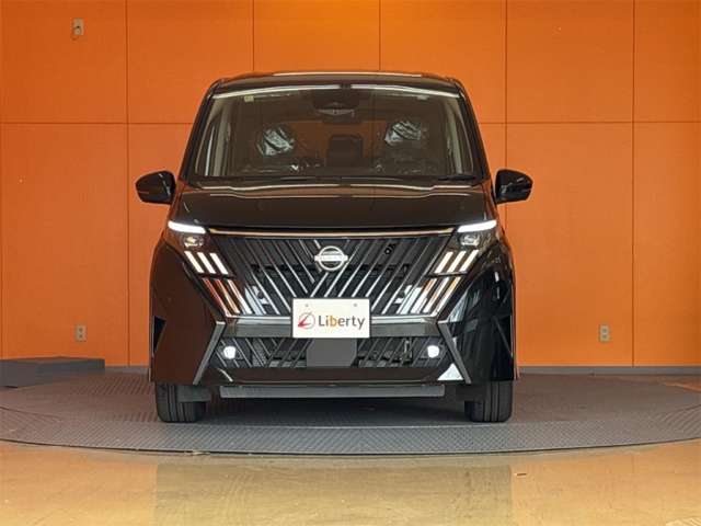 日産 セレナ １．４ Ｅ－ＰＯＷＥＲ ハイウェイスターＶ R8年 () 99