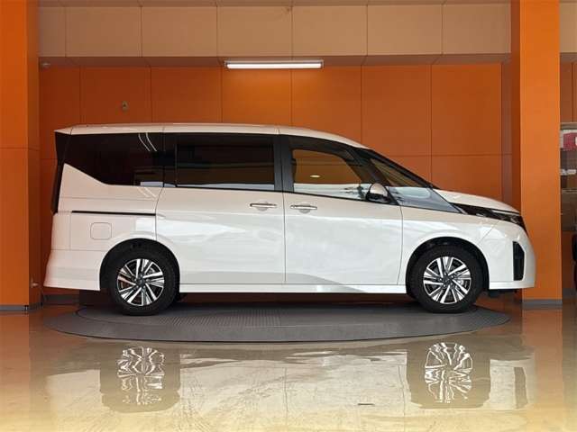 日産 セレナ １．４ Ｅ－ＰＯＷＥＲ ハイウェイスターＶ R7年 (近畿) 99